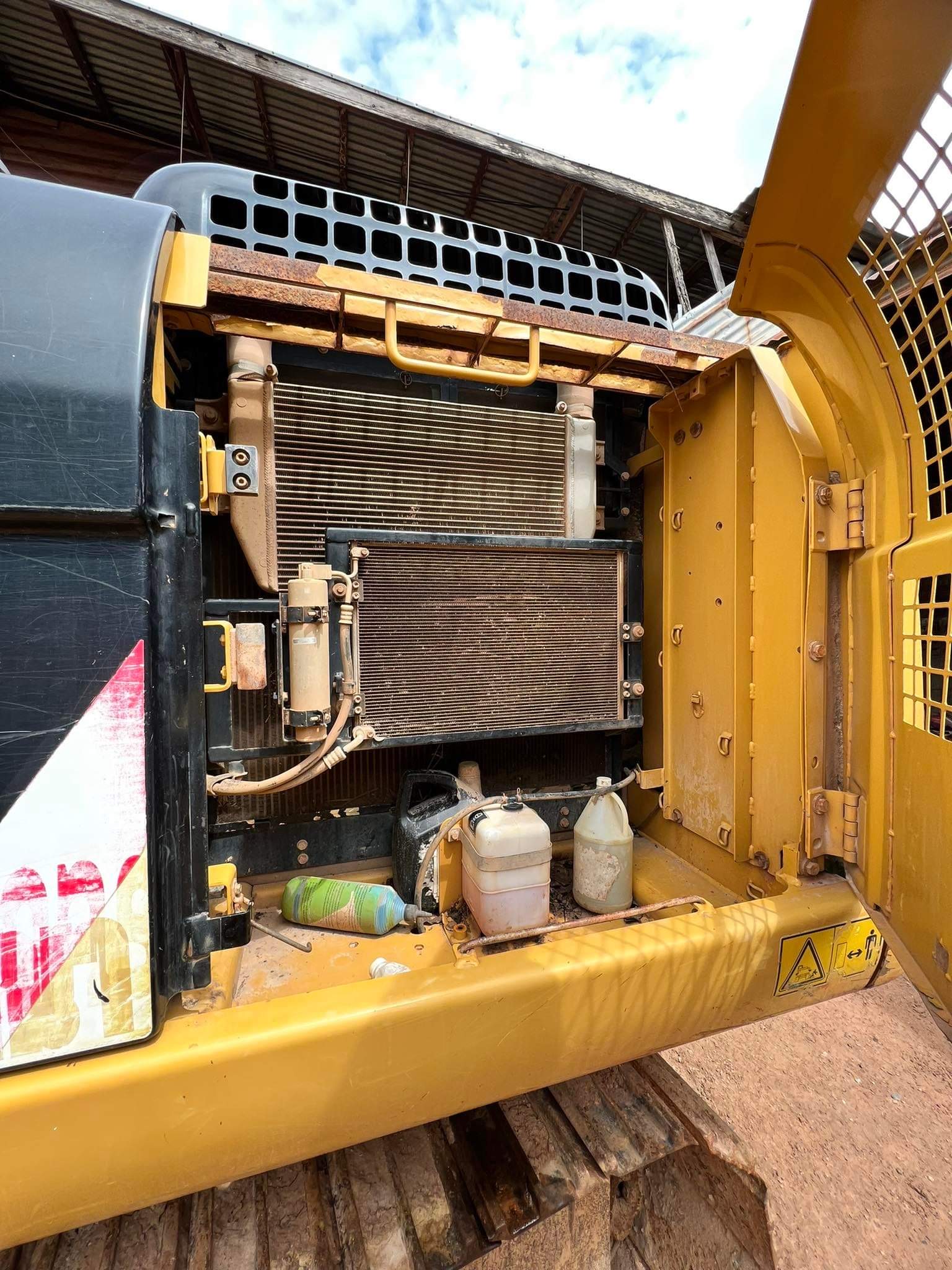 เเบคโฮ CAT320 d2 เอกสารเล่ม รถพร้อมใช้