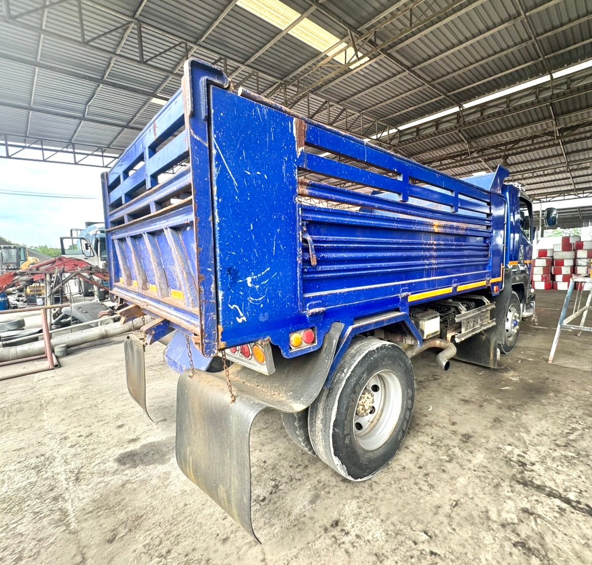 หกล้อดั้ม อีซูซุ FTR 240ปี57 รถสวยเดิม พร้อมใช้ หกล้อดั้ม อีซูซุ FTR 240ปี57 รถสวยเดิม พร้อมใช้