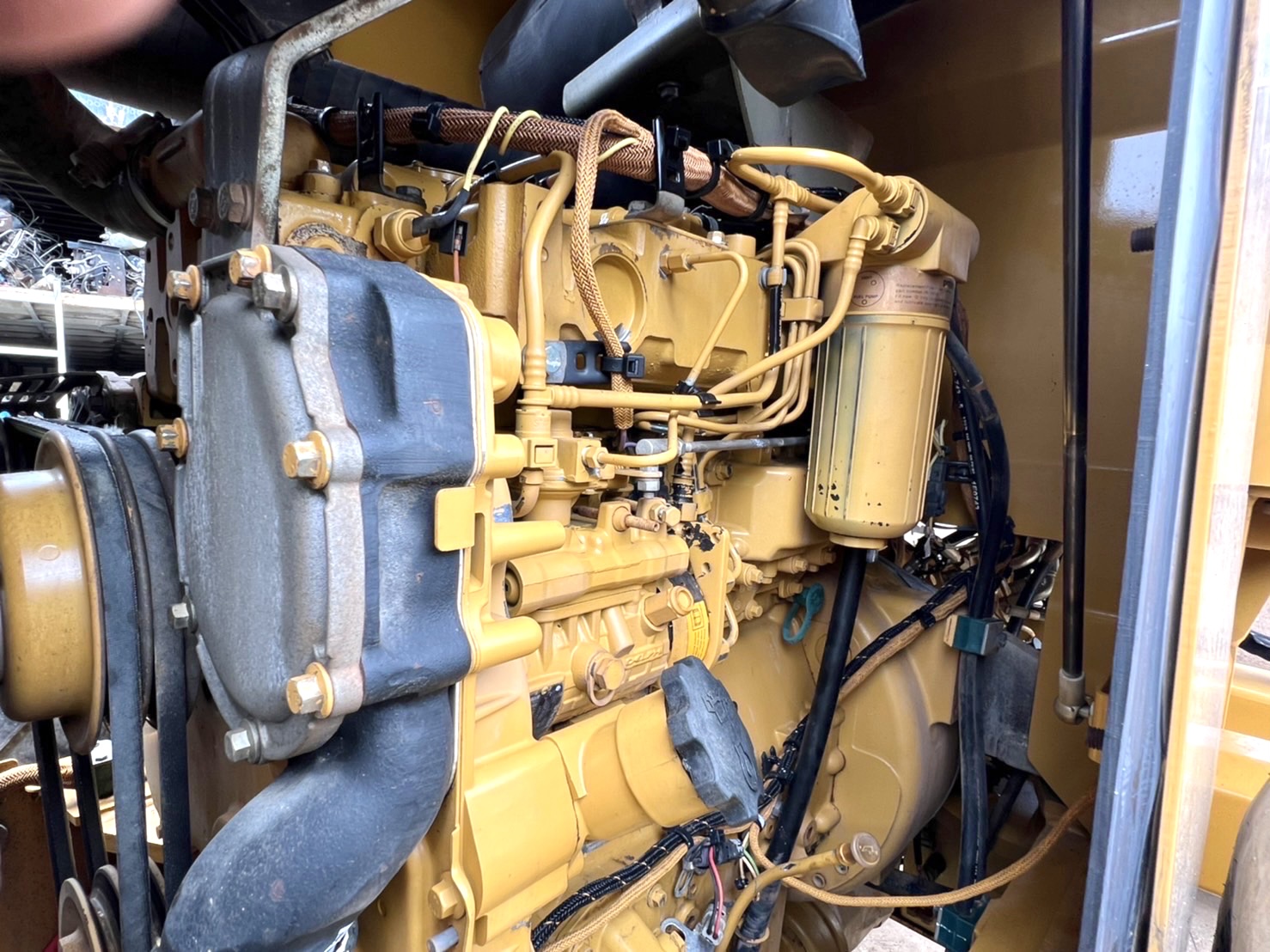 รถบดCAT 2เพลา เปลือกเรียบ รุ่นCS533E ปี64 ชั่วโมงบิน 2,400 ชม สวยสมบูรณ์ เอกสารเล่มทะเบียนพร้อมโอน