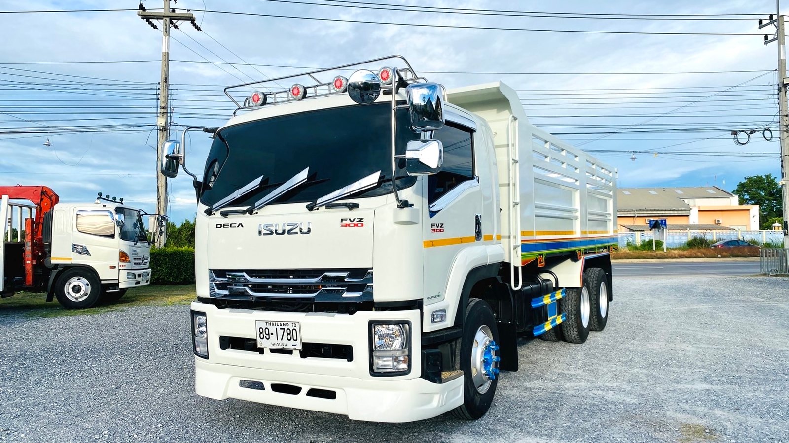 สิบล้อดั้ม FVZ 300ปี 2556 รถวิ่ง 500,000 กว่าโล กระบะดำต่อใหม่ทั้งลูก อย่างเต็ม 10 เส้นเหมือนใหม่ มี สิบล้อดั้ม FVZ 300ปี 2556 รถวิ่ง 500,000 กว่าโล กระบะดำต่อใหม่ทั้งลูก อย่างเต็ม 10 เส้นเหมือนใหม่ มี