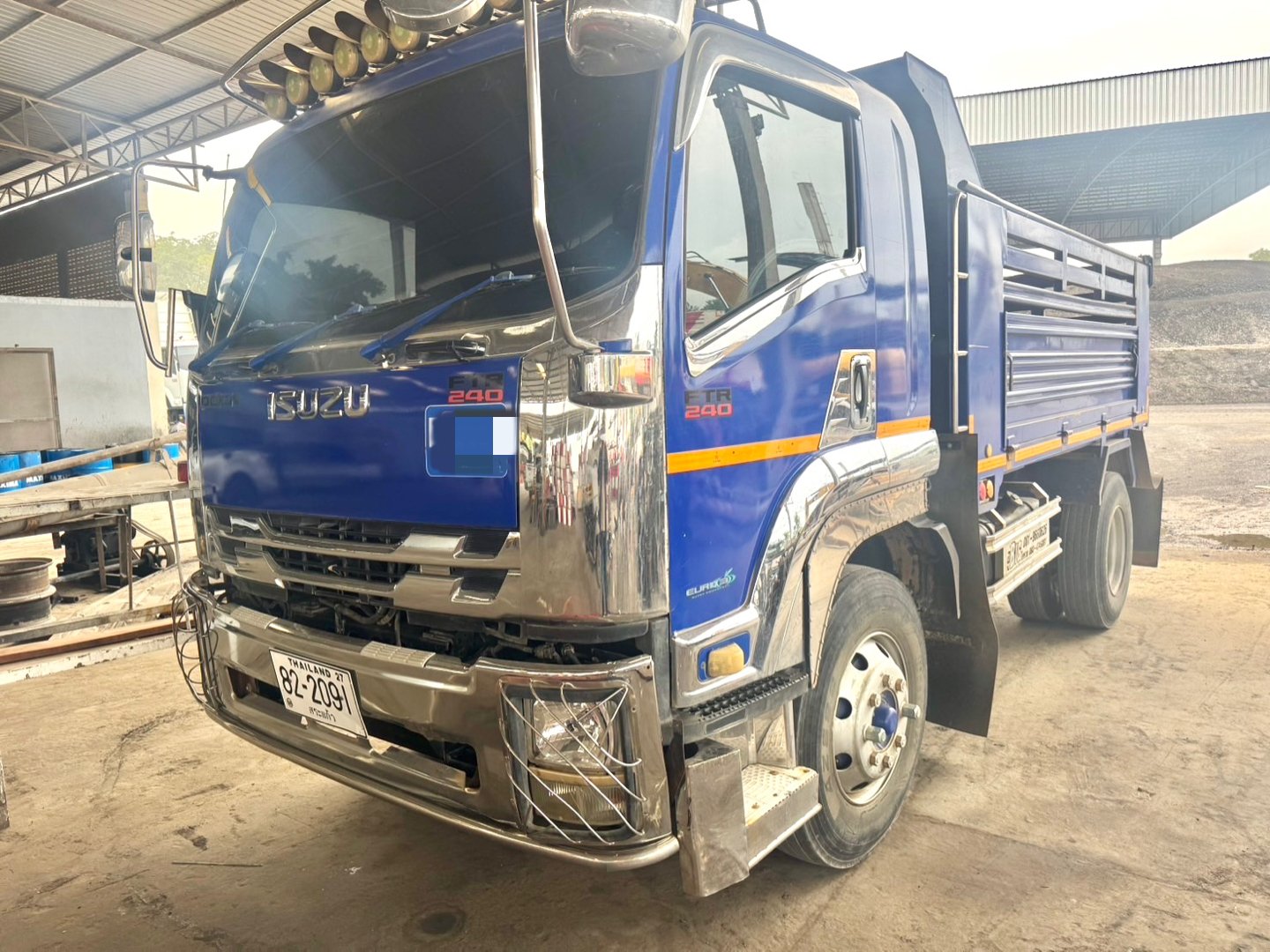 หกล้อดั้ม อีซูซุ FTR 240ปี57 รถสวยเดิม พร้อมใช้