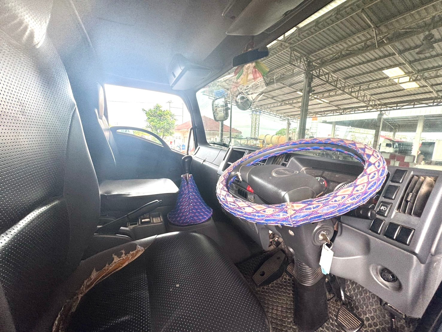 หกล้อดั้ม อีซูซุ FTR 240ปี57 รถสวยเดิม พร้อมใช้