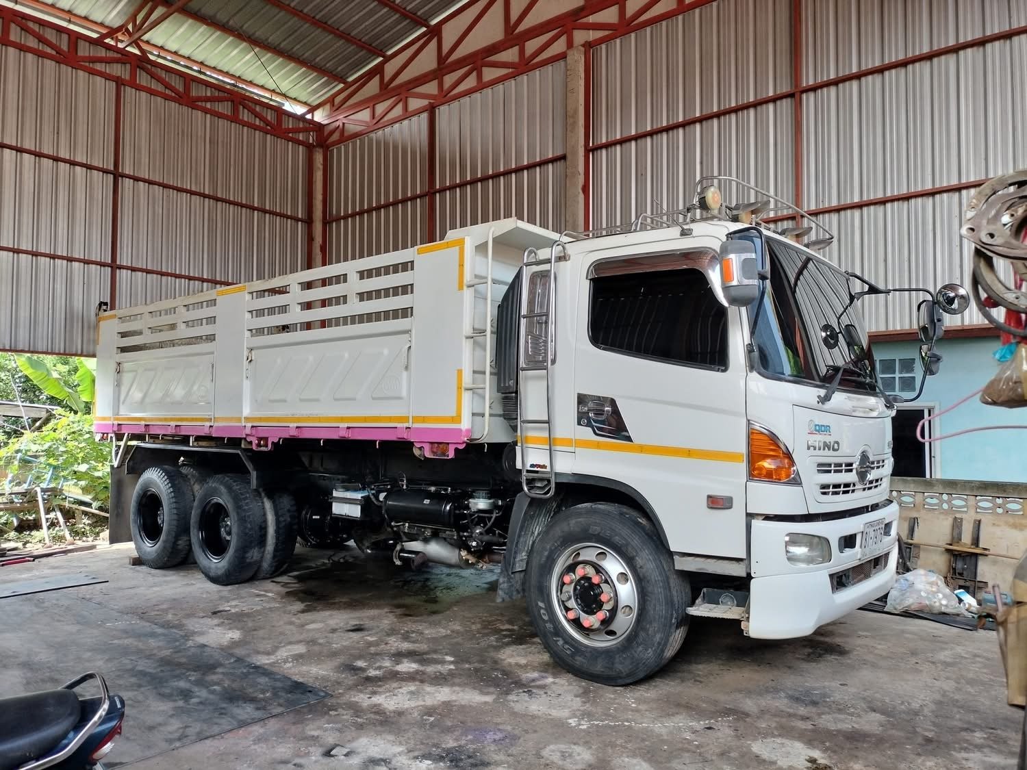 Hino 251ปี56ดัมพ์2เพลาพร้อมใช้ มือเดียว สวยมากคัชชีสวยเครื่องดียางดี