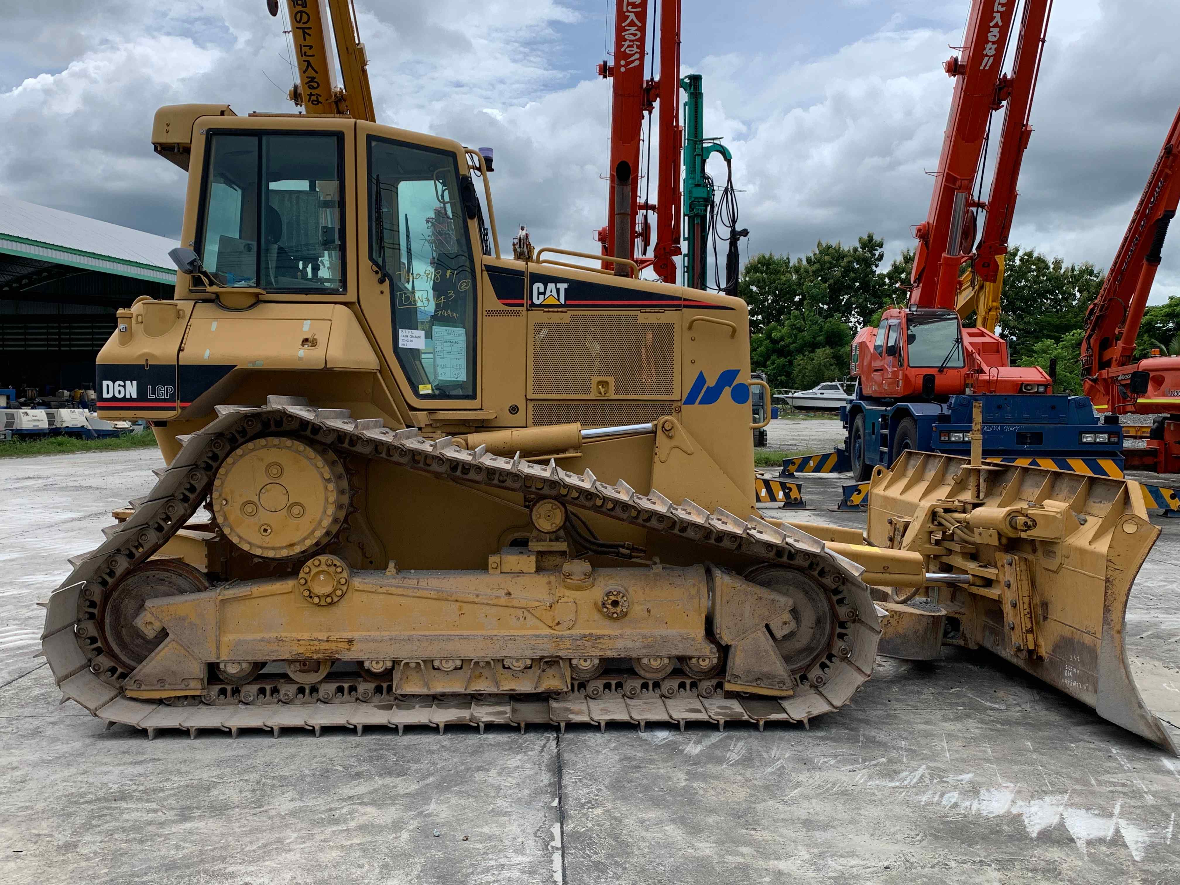 CAT D6N เครื่อง 150 แรงม้า ใบมีด 6 ทิศทาง รถนำเข้าตรงจากญี่ปุ่น