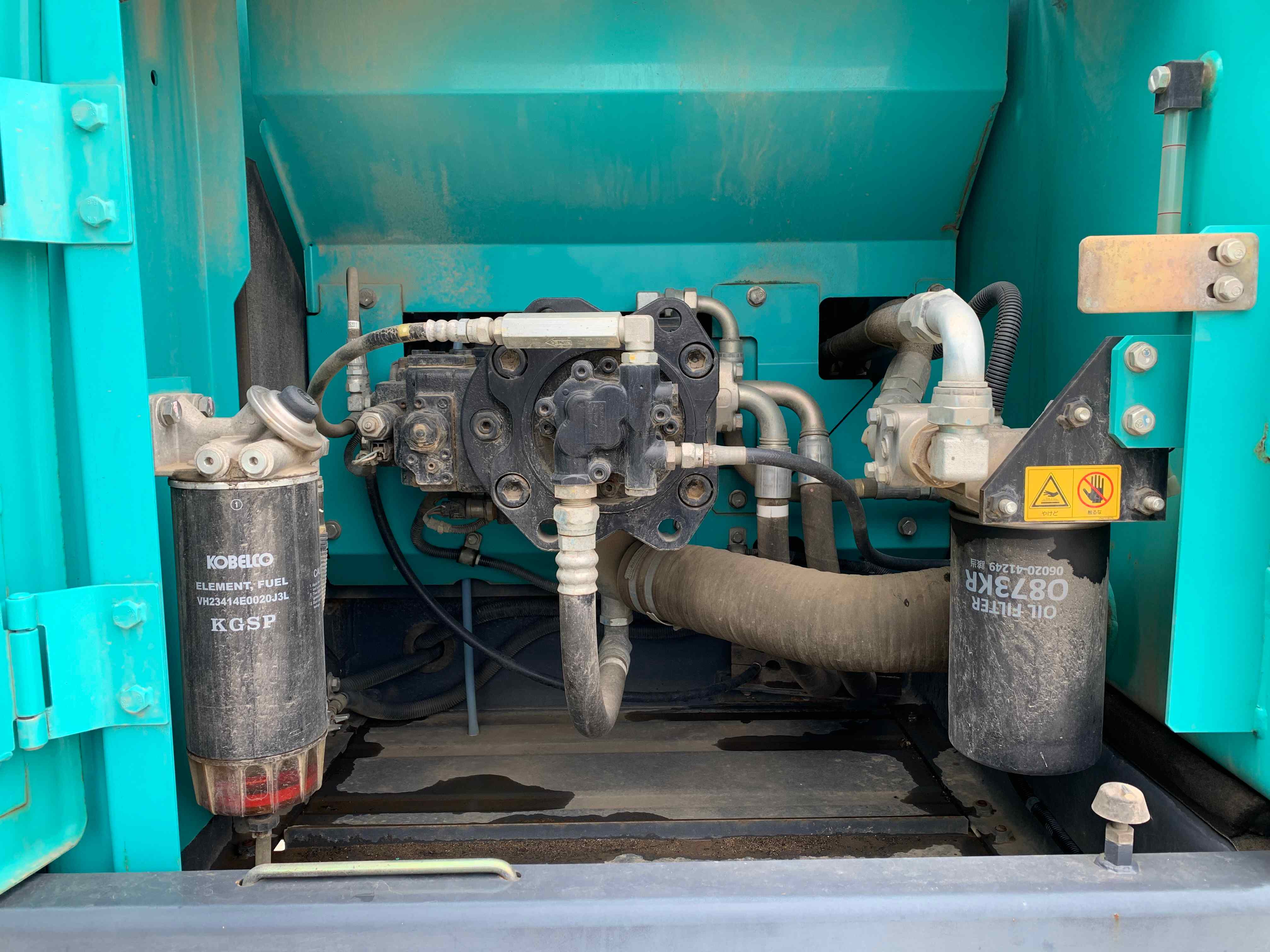 KOBELCO SK210LC-8 ปี 2013, 5540 ชั่วโมง นำเข้าจากญี่ปุ่น