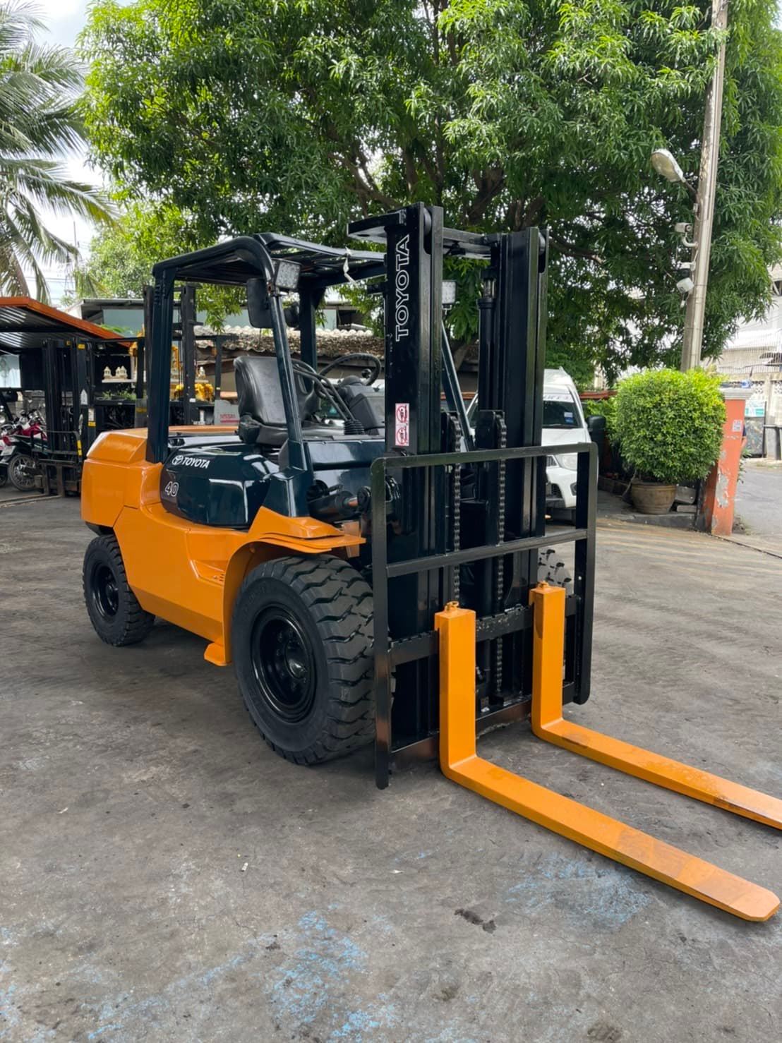 ขายฟอร์คลิฟท์เก่านอกนำเข้าจากญี่ปุ่น Toyota 7fd40  