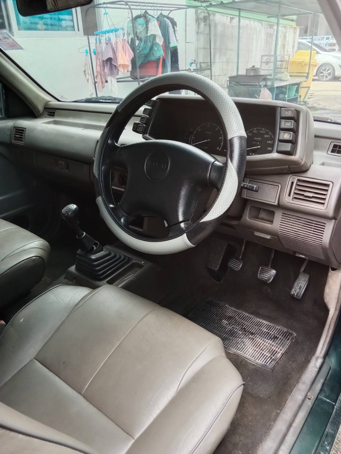 ISUZU TFR  เครื่อง2500  90เเรงม้าปี1997พาวเวอร์แท้โรงงาน