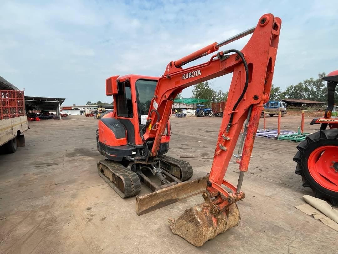 มาแล้วรถขุดคูโบต้า 3 ตัน รุ่นKX91-3S2AC ตู้แอร์  สภาพดี ทำงานได้อย่าคล่องตัว  ดาวน์ 280,000  บาท สนใจโทรสอบถามหรือมาดูที่ร้านเราได้จ้า