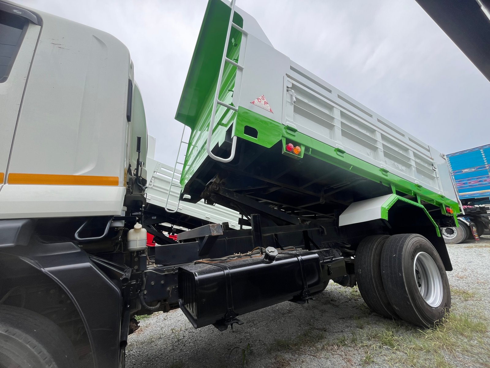🩸 หกล้อดั้มพ์ ISUZU FTR 240 แรง ปี 65(3565)