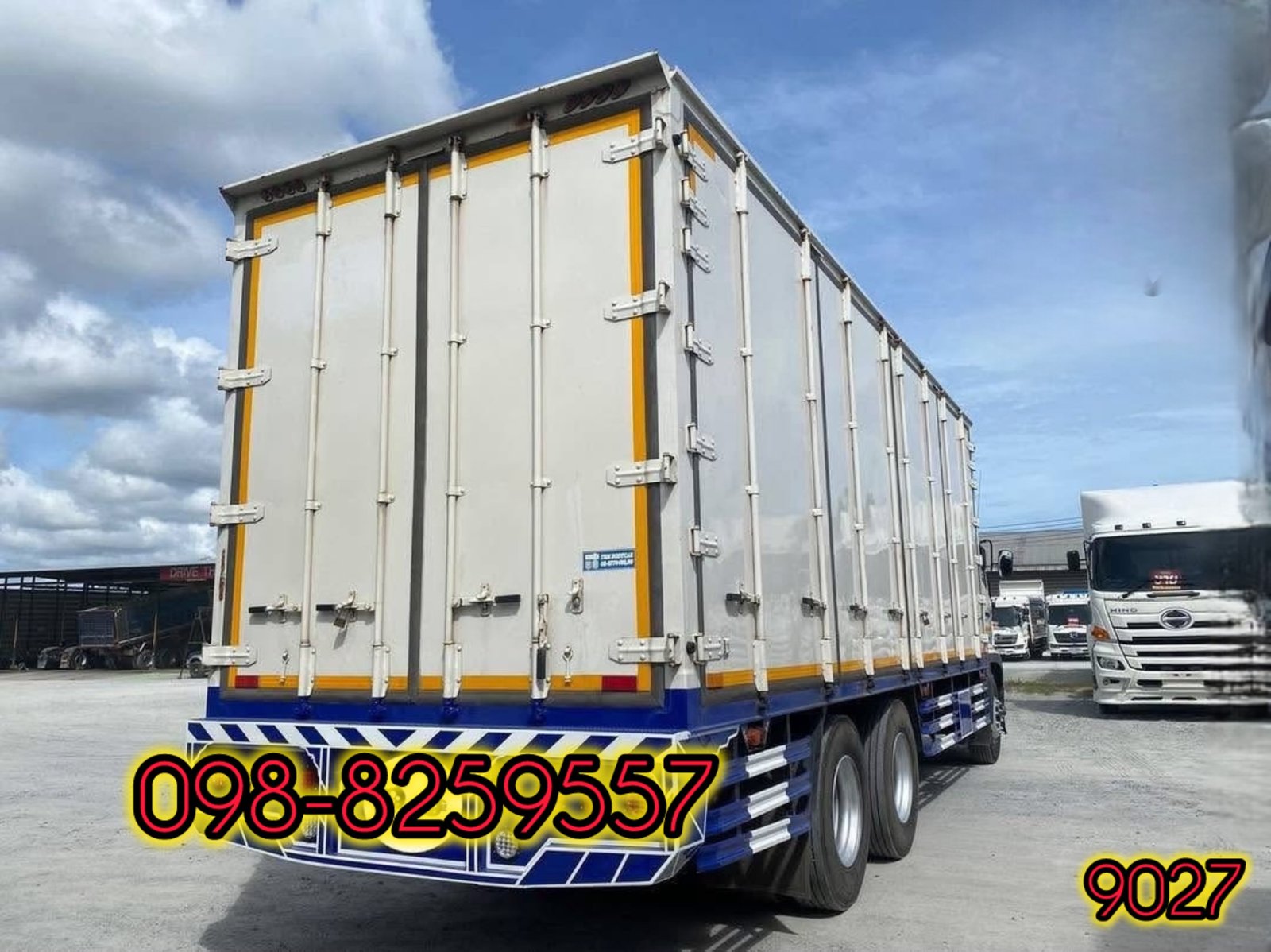 👉 สิบล้อตู้สิบบาน HINO FL8J 260 แรง ปี 2565 (9027) 👉 สิบล้อตู้สิบบาน HINO FL8J 260 แรง ปี 2565 (9027)