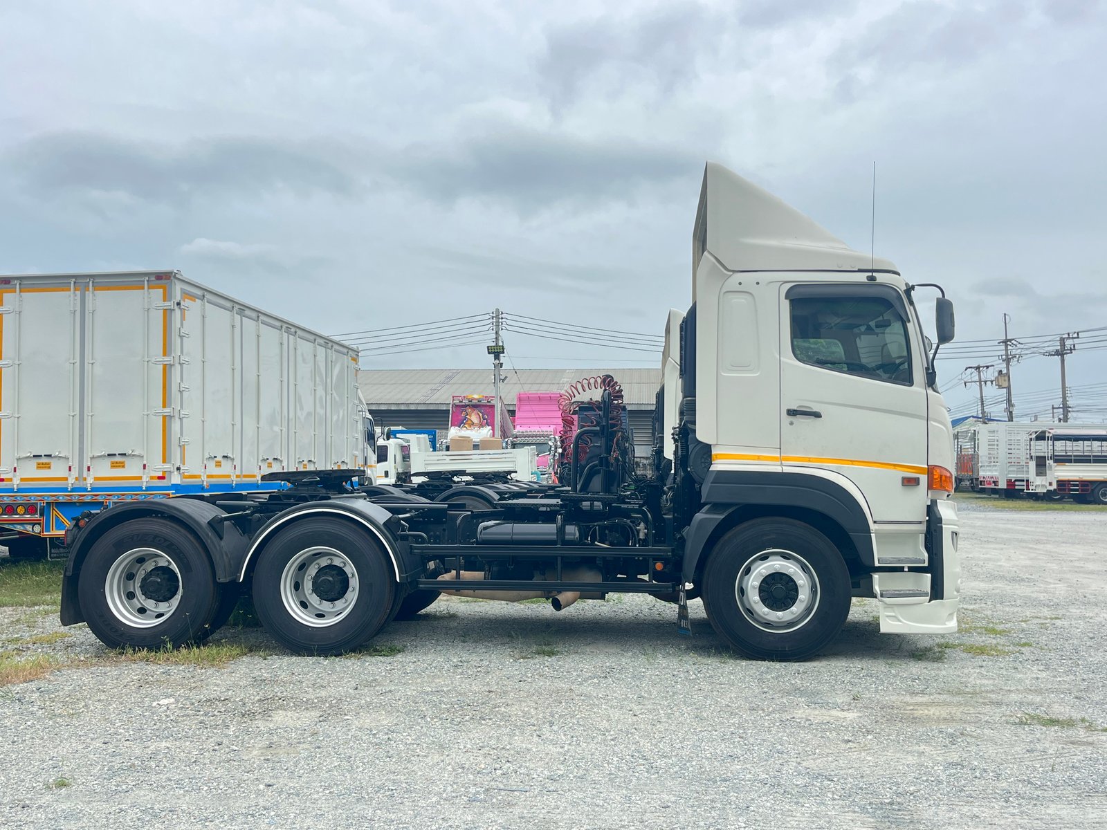 สิบล้อหัวลาก HINO FM1A 344 แรง ปี 2564 (9947) สิบล้อหัวลาก HINO FM1A 344 แรง ปี 2564 (9947)