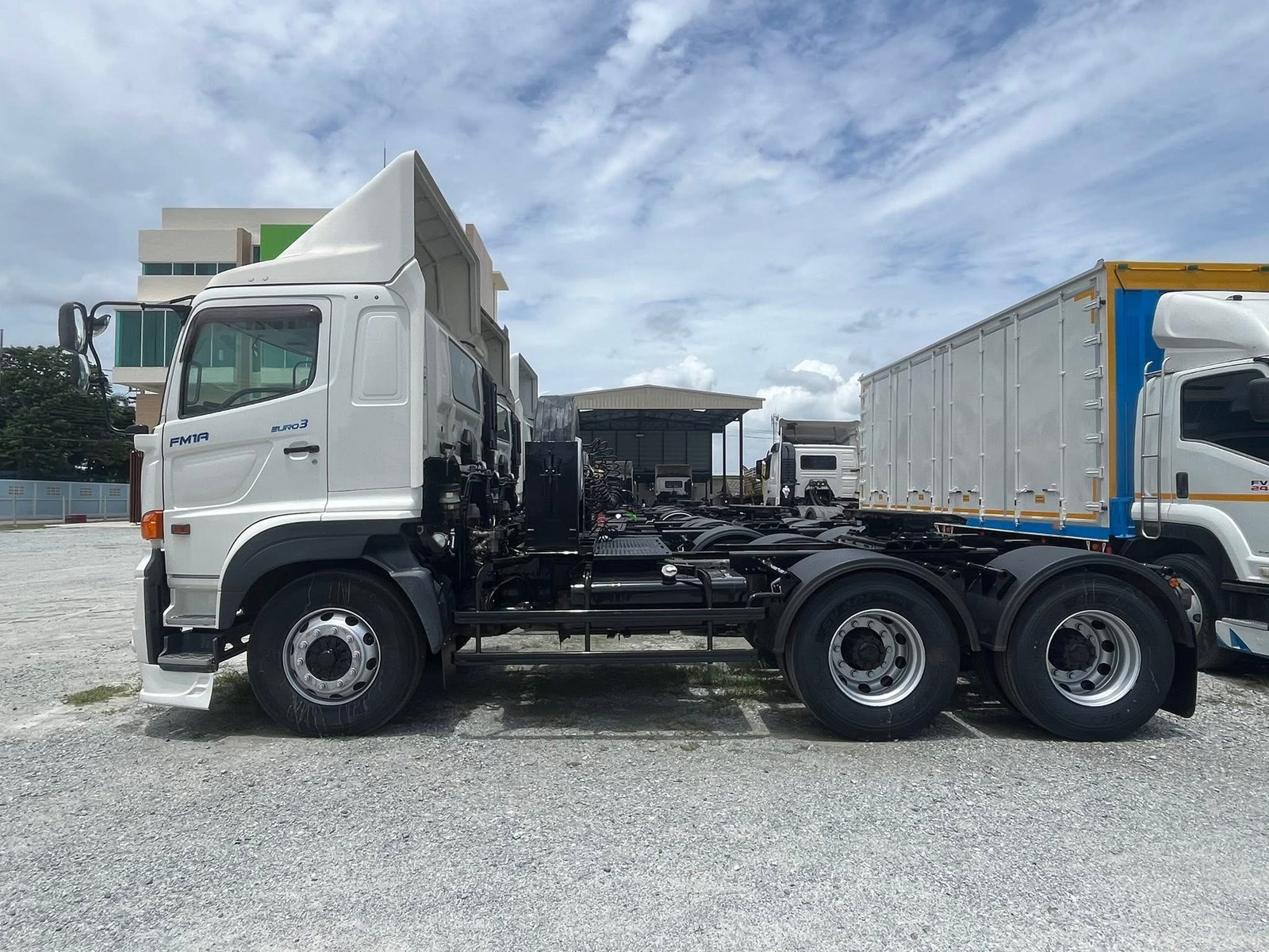 สิบล้อหัวลาก HINO FM1A 344 แรง ปี 2562 (1609) สิบล้อหัวลาก HINO FM1A 344 แรง ปี 2562 (1609)