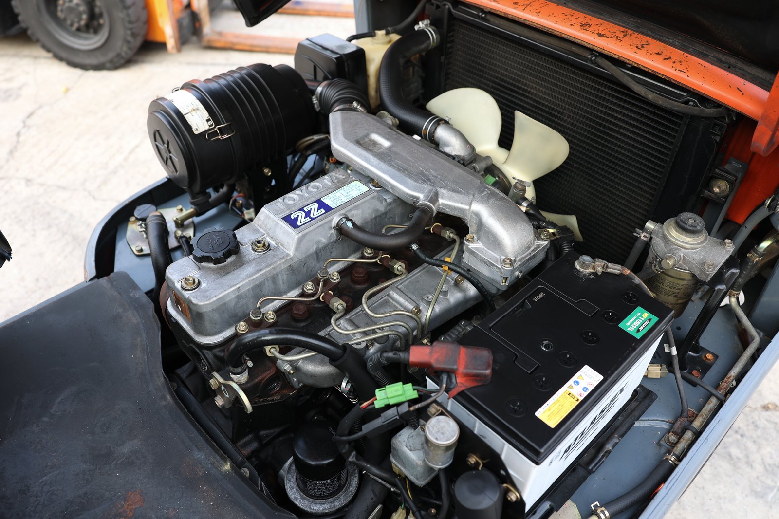 รถฟอร์คลิฟท์ TOYOTA 6FD25 เสา 4 งาเท รถฟอร์คลิฟท์ TOYOTA 6FD25 เสา 4 งาเท