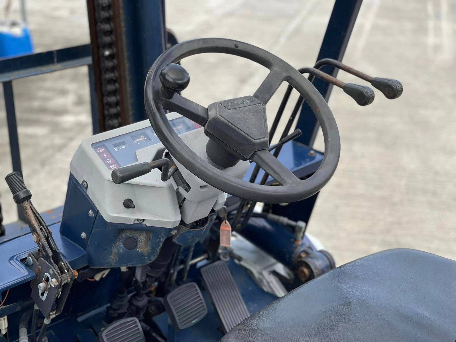 รถฟอร์คลิฟท์
✅ KOMATSU FD30-11  ขนาด 3 ตัน