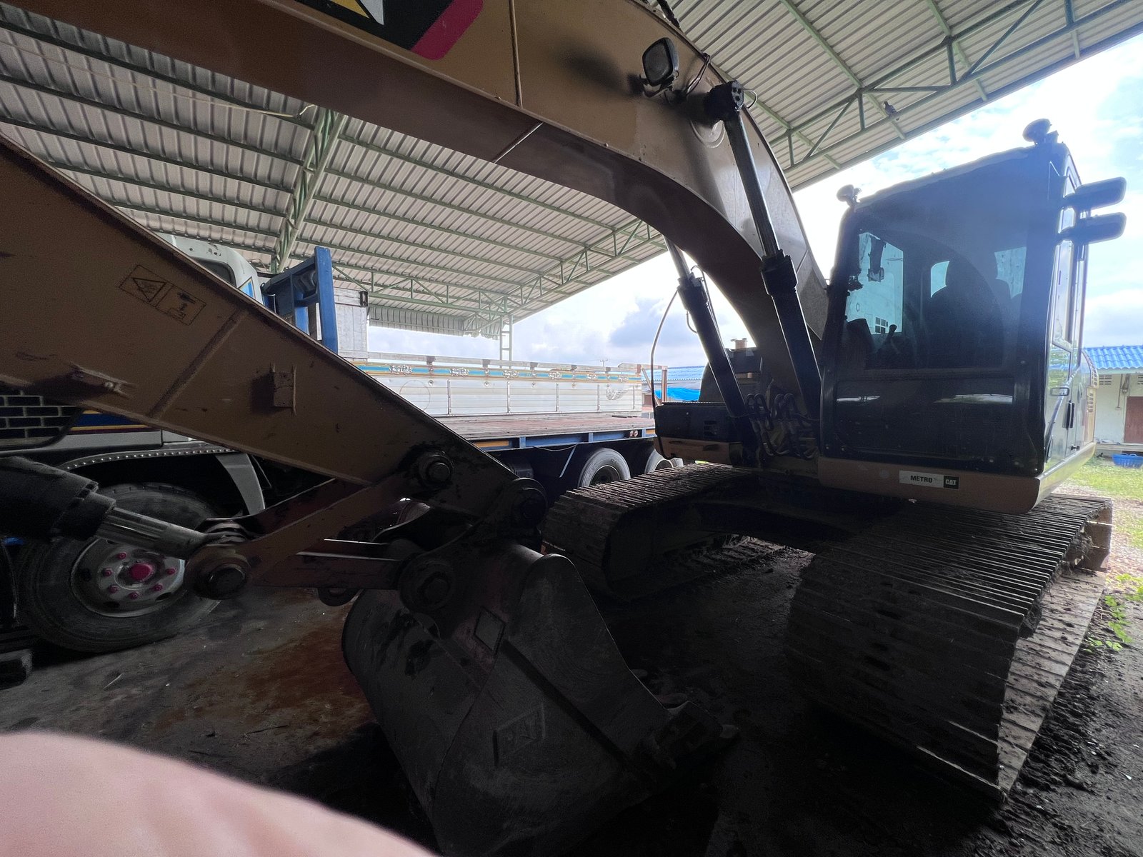 320 D2 รถสวยนางฟ้าไม่ช้ำ 4,000 ชม. 320 D2 รถสวยนางฟ้าไม่ช้ำ 4,000 ชม.