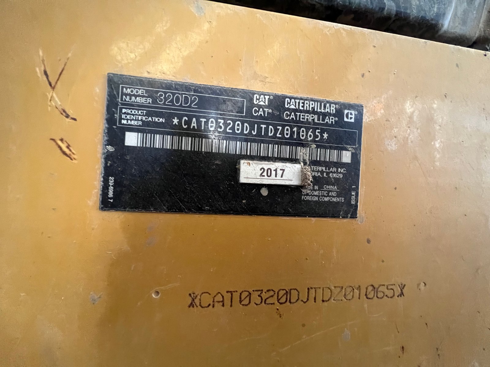 320 D2 รถสวยนางฟ้าไม่ช้ำ 4,000 ชม. 320 D2 รถสวยนางฟ้าไม่ช้ำ 4,000 ชม.