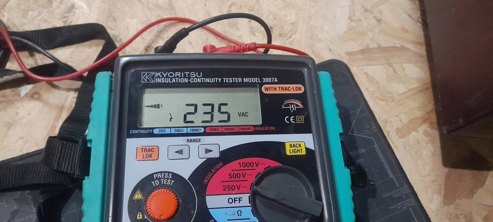 KYORITSU 3007A INSULATION/CONTINUITY Tester KYORITSU 3007A INSULATION/CONTINUITY Tester