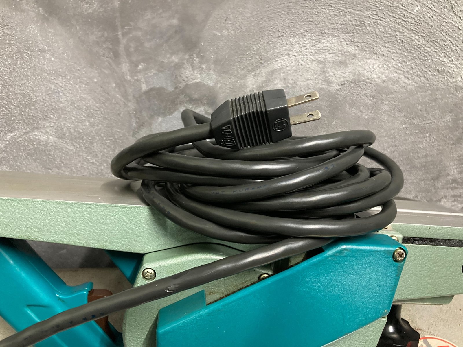 กบไฟฟ้าMakita 1100  JAPAN