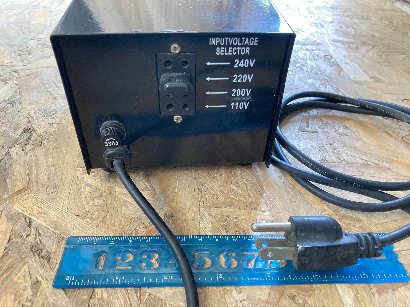 หม้อแปลง Step up-down Transformer หม้อแปลง Step up-down Transformer