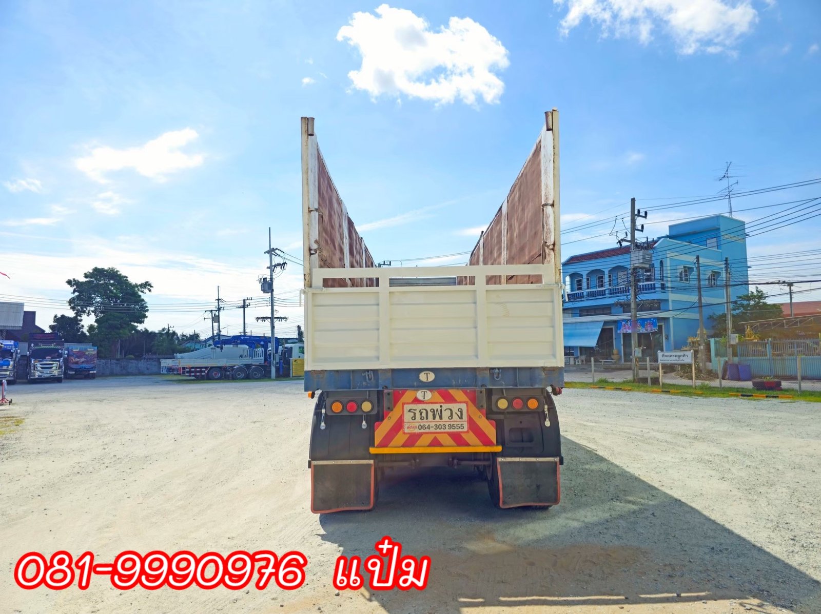 🚚หางคอก สามเพลา ปี 2565 อู่วาฟา ราคา 390,000.-(4421) 🚚หางคอก สามเพลา ปี 2565 อู่วาฟา ราคา 390,000.-(4421)