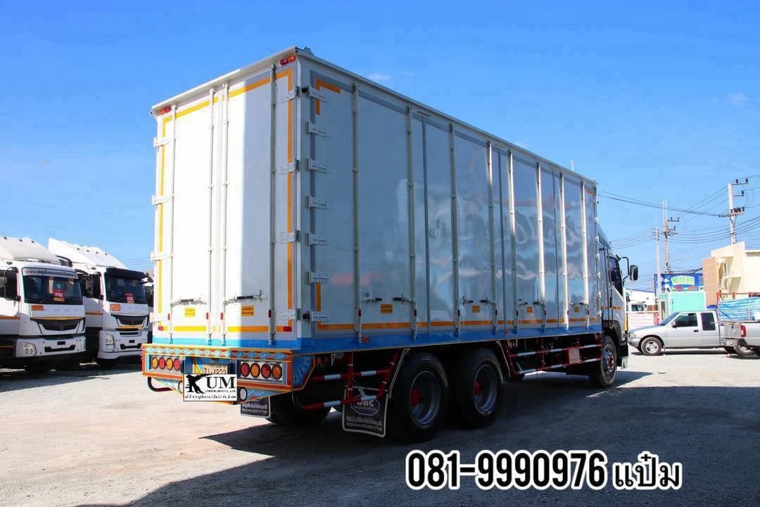 🚚สิบล้อตู้สิบบาน ปี2556 (4822) ISUZU FVM 240 เเรงม้า Sาคา 1,420,000.-