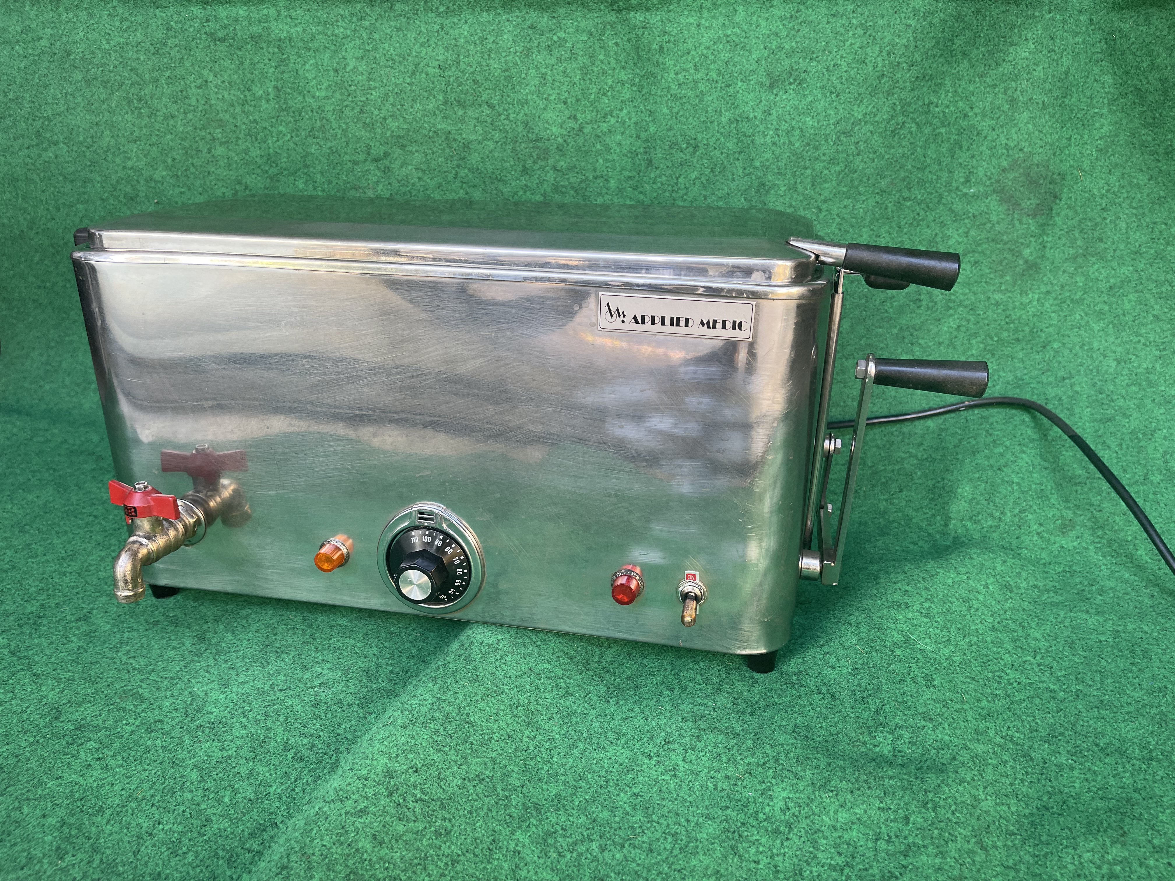 ขายหม้อต้มเครื่องมือแพทย์BOILING STERILIZER 1500W