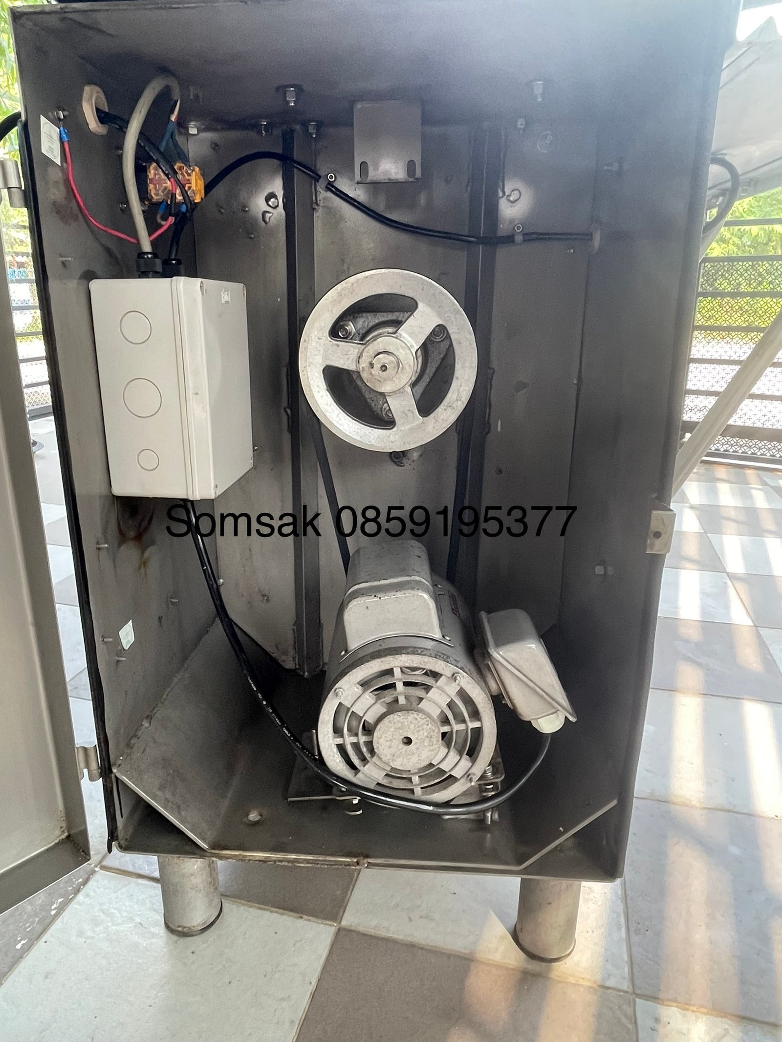 ขายเครื่องตัดกระดูก ตัดปลาแช่แข็ง บอดี้สแตนเลส TORREY 305 High Speed made in USA. ขายเครื่องตัดกระดูก ตัดปลาแช่แข็ง บอดี้สแตนเลส TORREY 305 High Speed made in USA.
