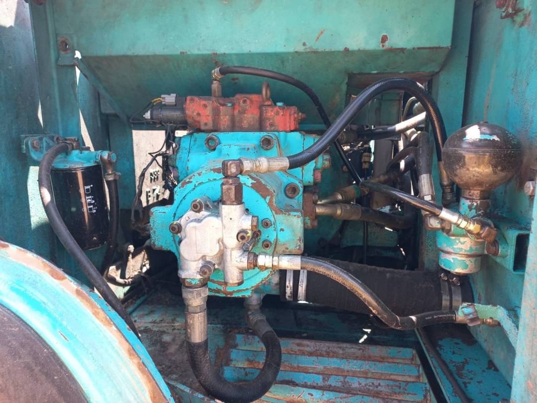 KOBELCO SK200 MARK V Super เครื่องปั้มดี เอวแน่น แอร์เย็น เล่มทะเบียน KOBELCO SK200 MARK V Super เครื่องปั้มดี เอวแน่น แอร์เย็น เล่มทะเบียน