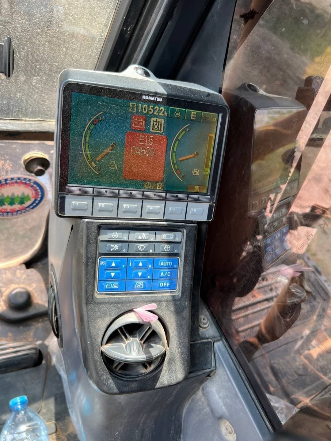 ขายดาวน์ 200,000 Komatsu PC130-8 ไฟฟ้าครบ เครื่องดี ปั้มแรง เอวแน่น ช่วงล่างดี (พร้อมเปลี่ยนสัญญา) ขายดาวน์ 200,000 Komatsu PC130-8 ไฟฟ้าครบ เครื่องดี ปั้มแรง เอวแน่น ช่วงล่างดี (พร้อมเปลี่ยนสัญญา)