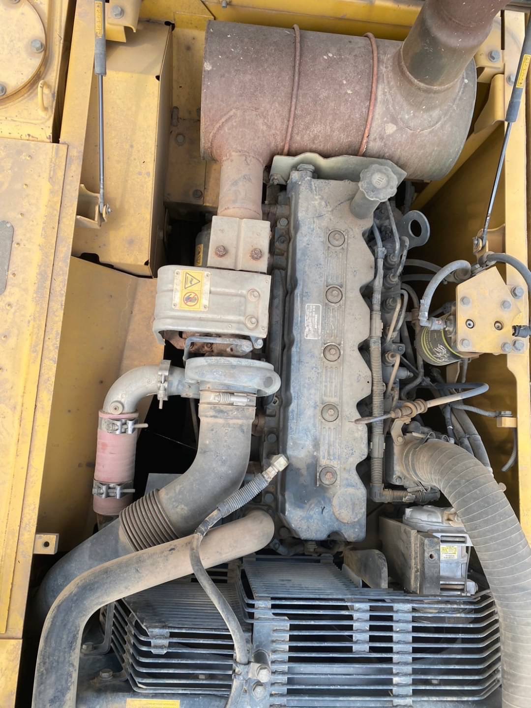 KOMATSU PC 200-8 MO จอเหลือง เครื่องดี ปั้มแรง เอวแน่น ไฟฟ้าครบโซ่หน่า แอร์ หนาว เอกสารเล่มทะเบียน
