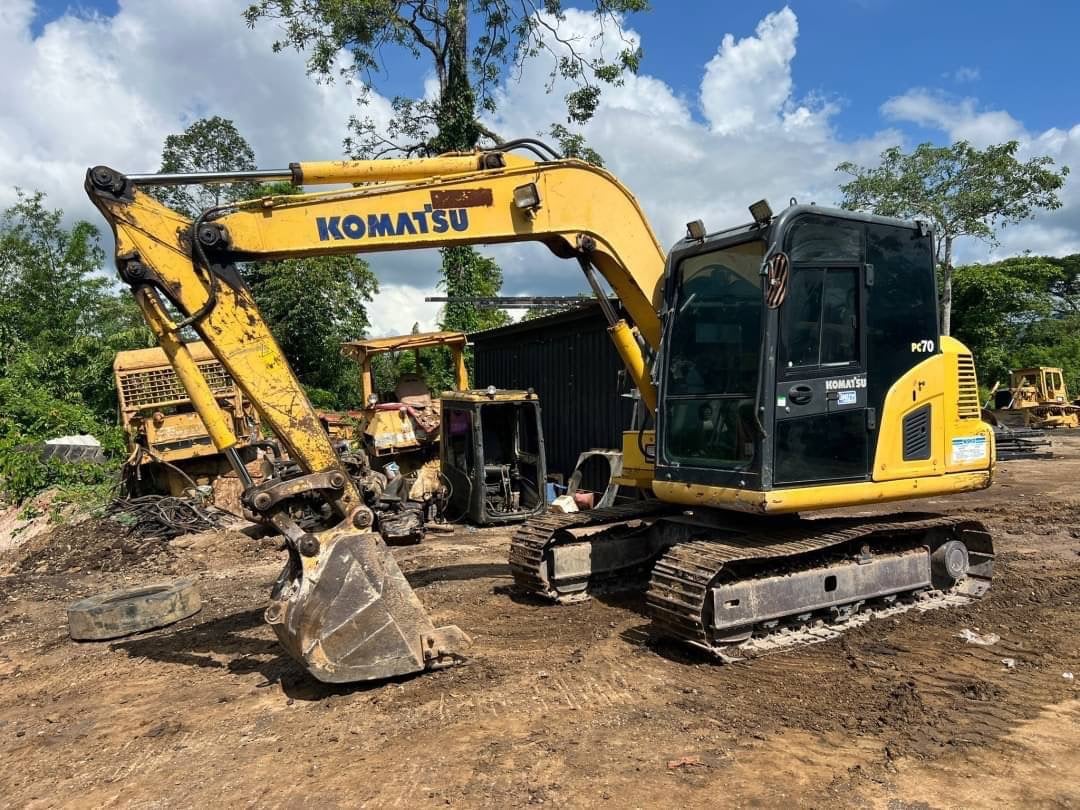KOMATSU pc 70-8 ไฟฟ้าครบ เครื่องดี ปั้มแรง เอวแน่น ช่วงล่างดี รถพร้อมใช้งาน เอกสารแจ้งจำหน่าย