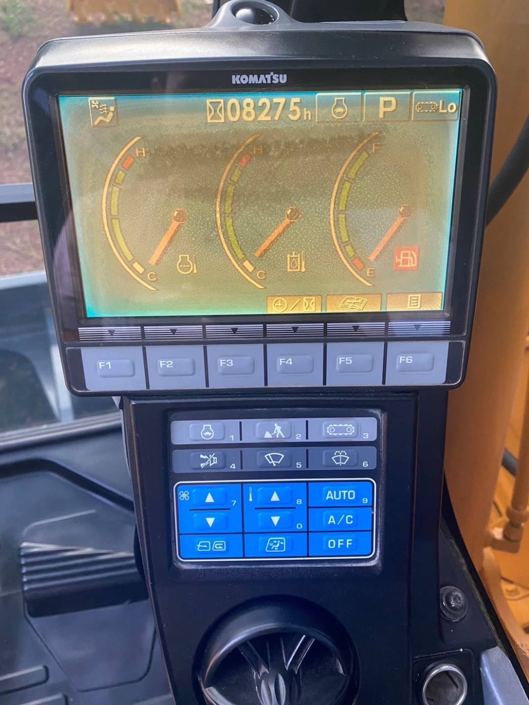 KOMATSU pc 78 us -8 ชั่วโมงทำงาน 8,000 ชม. ไฟฟ้าครบ เครื่องดี ปั้มแรง เอวแน่น ช่วงล่างสวย แอร์เย็น รถสวยพร้อมใช้งาน KOMATSU pc 78 us -8 ชั่วโมงทำงาน 8,000 ชม. ไฟฟ้าครบ เครื่องดี ปั้มแรง เอวแน่น ช่วงล่างสวย แอร์เย็น รถสวยพร้อมใช้งาน