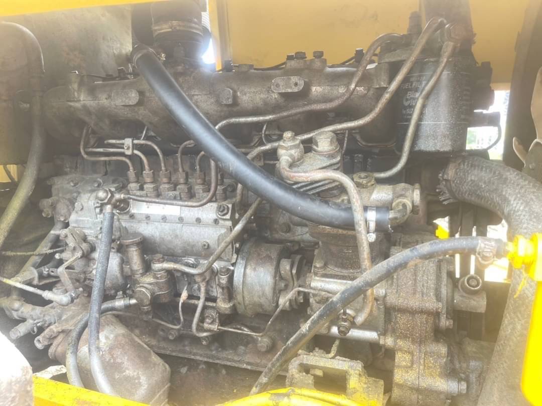 รถบด SAKAI sv 90  เครื่อง ISUZU ปั้มสั่นแรง เครื่องดี ยางดี รถสวยพร้อมใช้