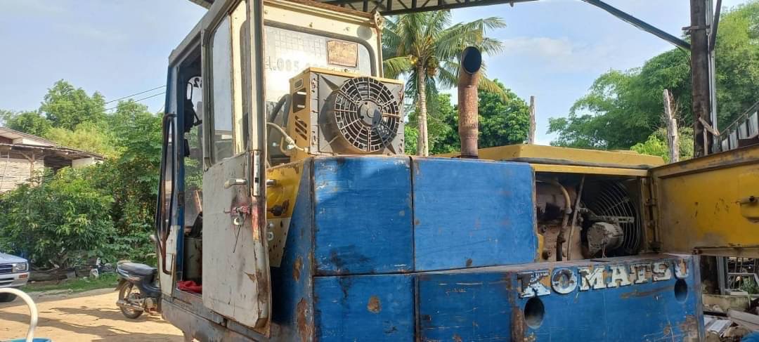 Komatsu pc60-2 มือ 2 นอก เครื่องเดิม komatsu ใช้งานปกติ Komatsu pc60-2 มือ 2 นอก เครื่องเดิม komatsu ใช้งานปกติ