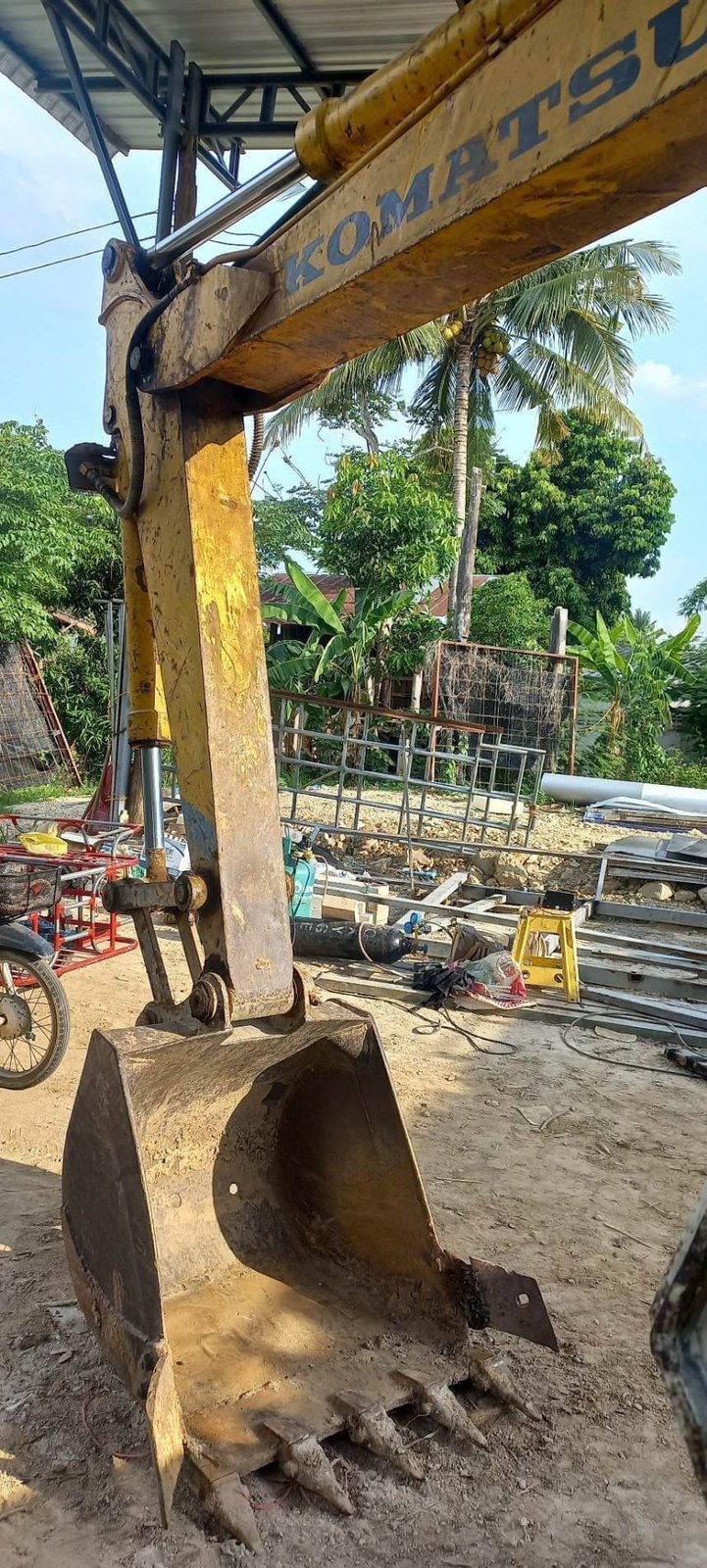 Komatsu pc60-2 มือ 2 นอก เครื่องเดิม komatsu ใช้งานปกติ Komatsu pc60-2 มือ 2 นอก เครื่องเดิม komatsu ใช้งานปกติ