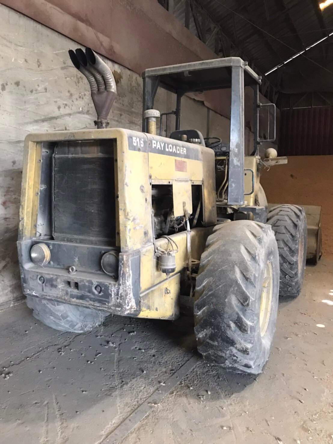 ขายรถตักล้อยางเอวอ่อน Komatsu 510 ขายรถตักล้อยางเอวอ่อน Komatsu 510