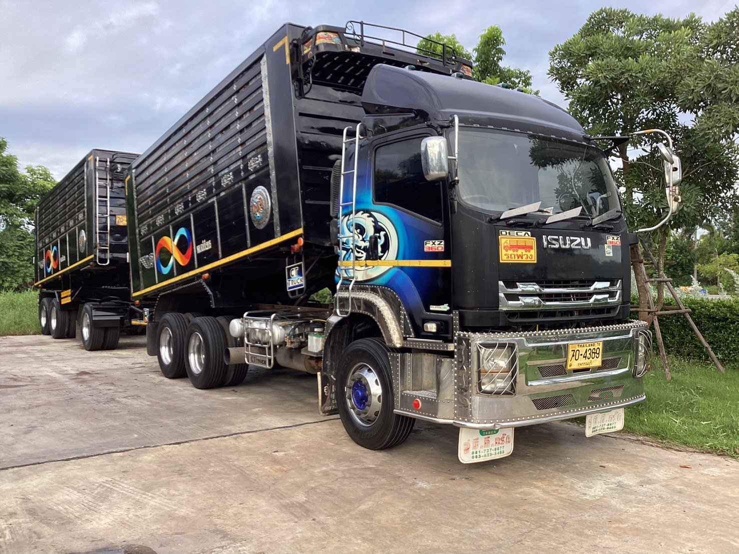 พ่วงแม่ลูก isuzu 360 แรงม้ามีจำนวน 2 พ่วง พ่วงแม่ลูก isuzu 360 แรงม้ามีจำนวน 2 พ่วง