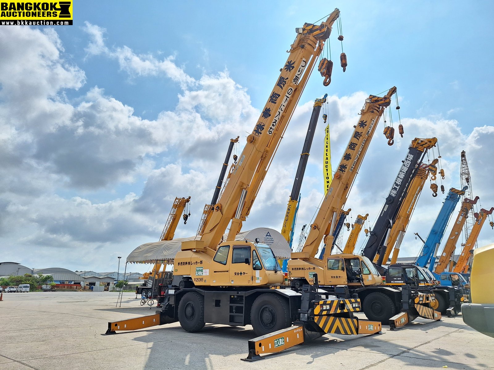 เครน 25 ตัน TADANO GR250N-1 นำเข้าญีปุ่น สภาพพร้อมใช้งาน