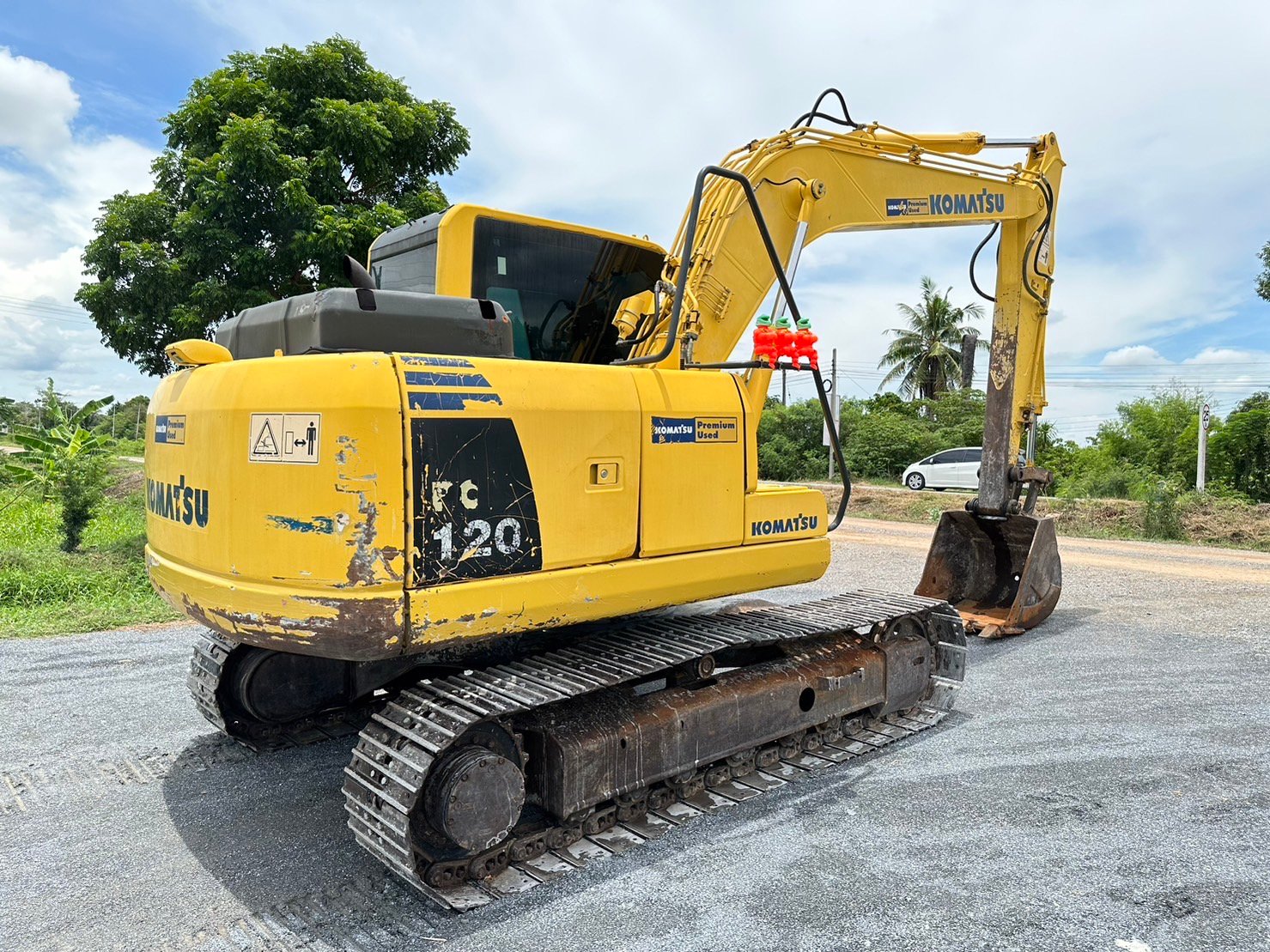 KOMATSU PC 120-8   785,000
12,xxx ชม  
มีระบบ ไลร์แย็ก