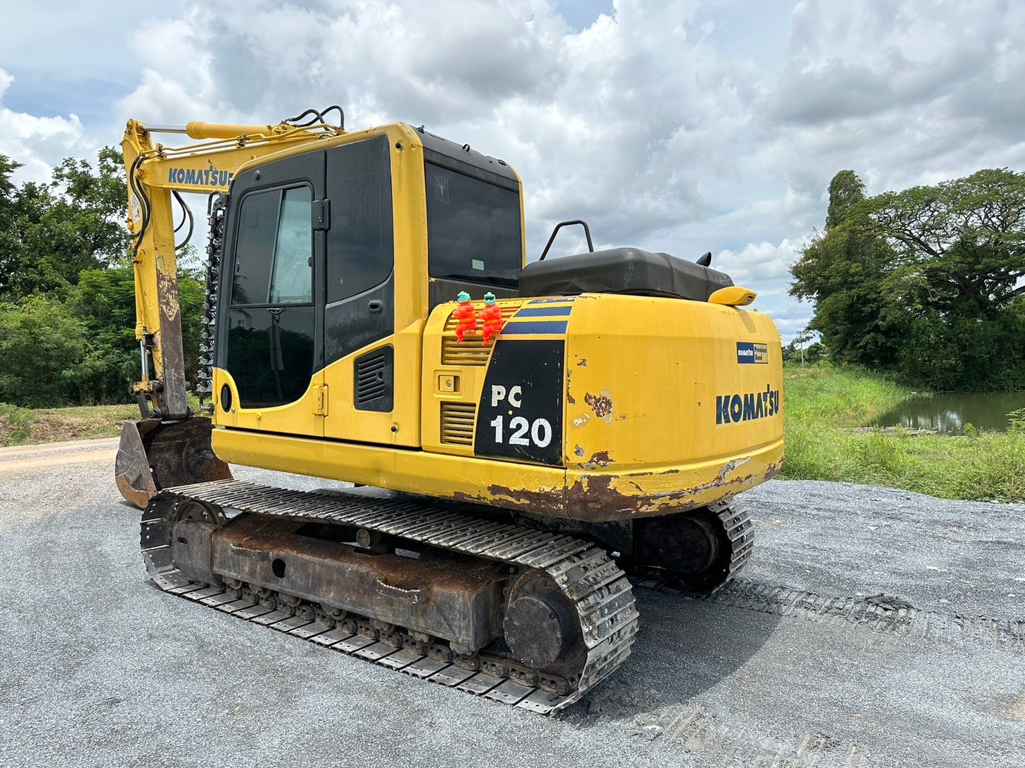 📌KOMATSU PC 120-8   
📌ราคา 785,000 บาท
📌12,xxx ชม
