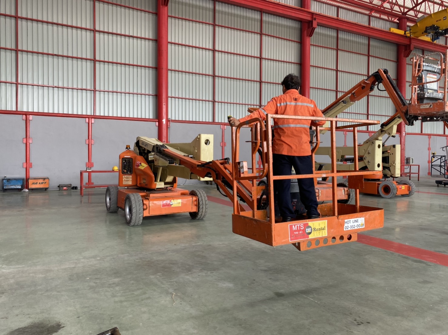 ขายรถกระเช้า JLG บูมข้อศอก E450AJ สูง 13.72 เมตร พร้อมใช้งาน ขายรถกระเช้า JLG บูมข้อศอก E450AJ สูง 13.72 เมตร พร้อมใช้งาน