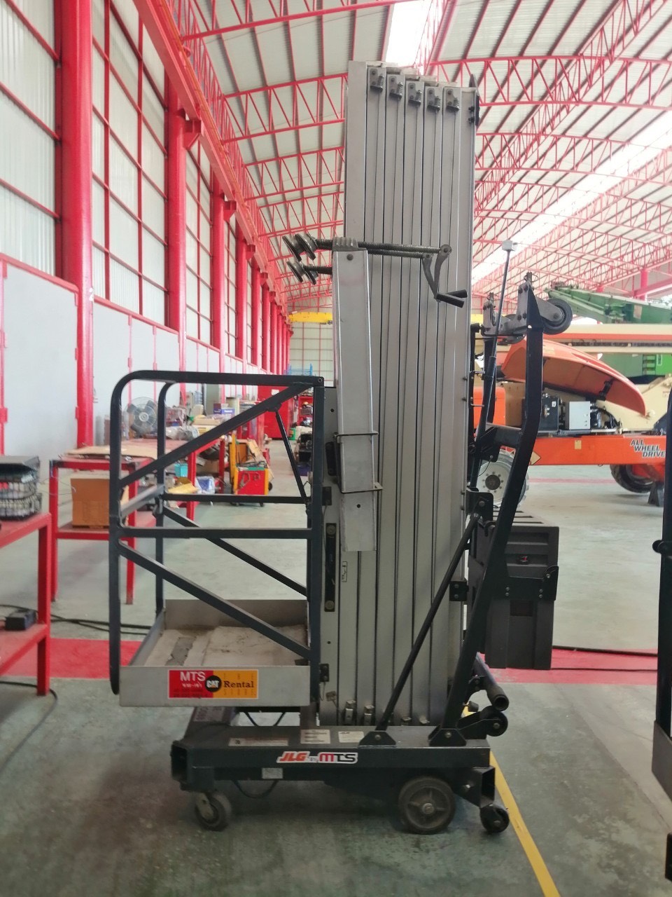 ขายรถกระเช้า JLG บุคคล 41AM สูง 12.42 เมตร มือสอง พร้อมใช้งาน ขายรถกระเช้า JLG บุคคล 41AM สูง 12.42 เมตร มือสอง พร้อมใช้งาน
