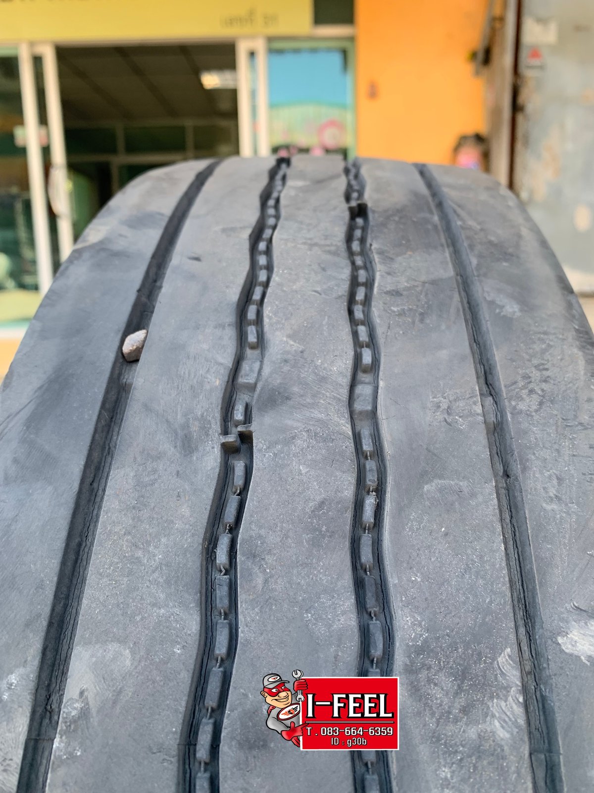 ยางมือ2 พร้อมใช้ Bridgestone 8.25r16 รุ่น r156 คละปี มี 5เส้น
