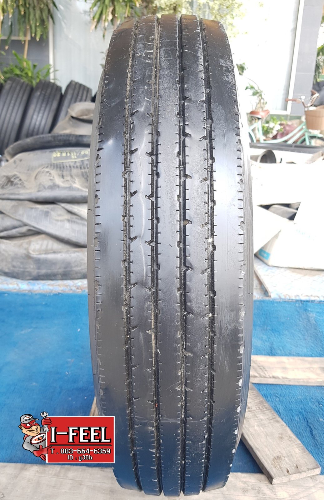 ยี่ห้อBridgestone 700r16 ปี20 มี2ชุด ยางใน รองคอครบ