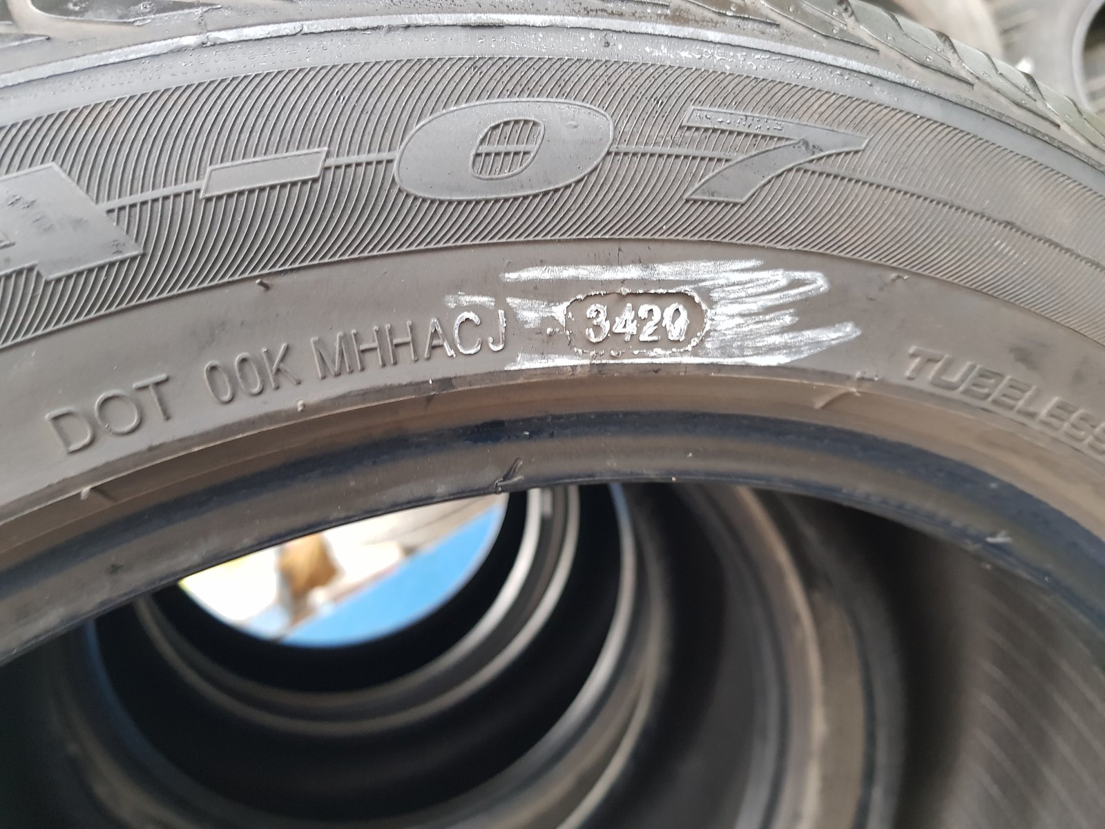 ยางWestlake 235-50R18 ปี2020 ไม่ปะ สภาพดี มี 4เส้น1,600บาท รับเอง
