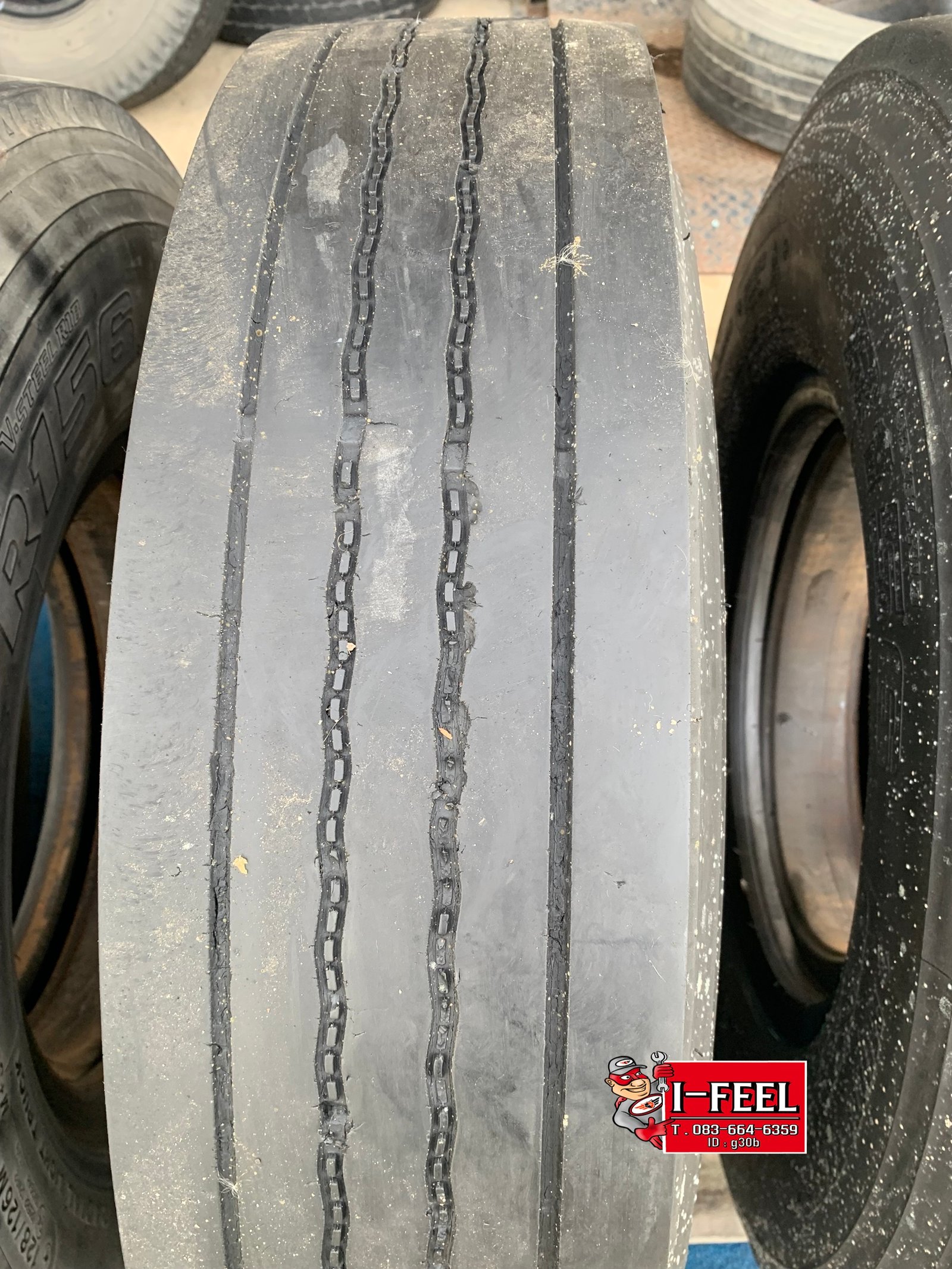 ยางมือ2 พร้อมใช้ Bridgestone 8.25r16 รุ่น r156 คละปี มี 5เส้น
