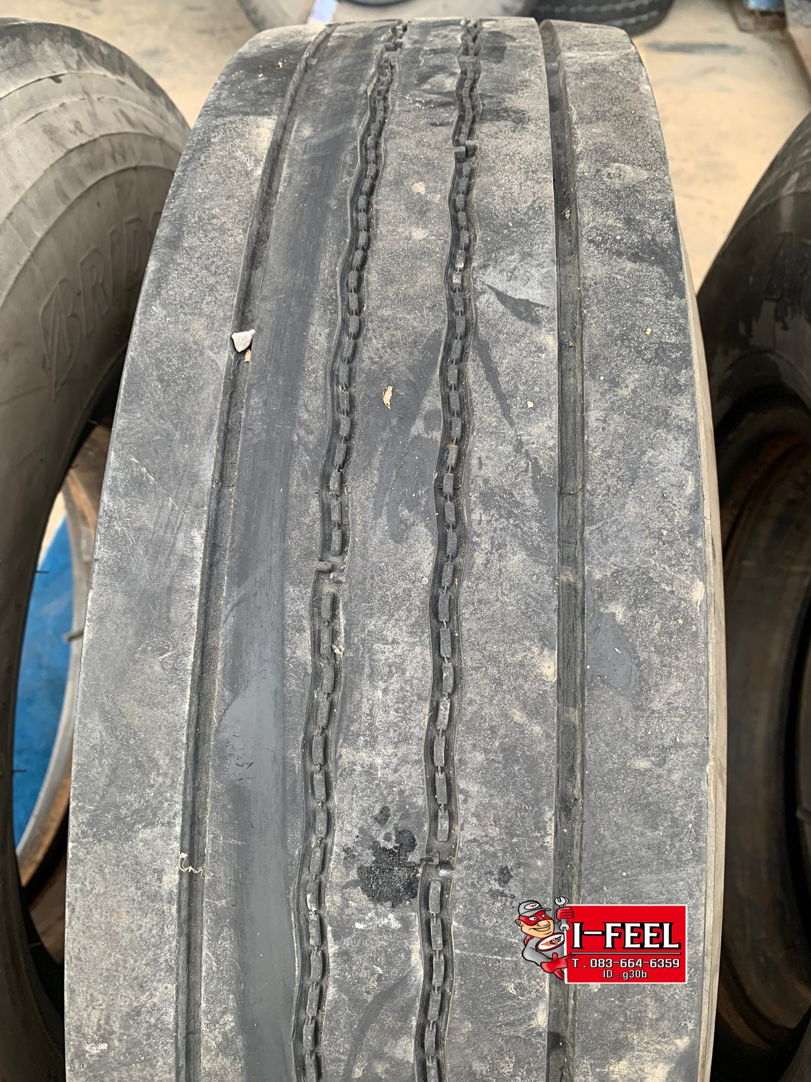 ยางมือ2 พร้อมใช้ Bridgestone 8.25r16 รุ่น r156 คละปี มี 5เส้น