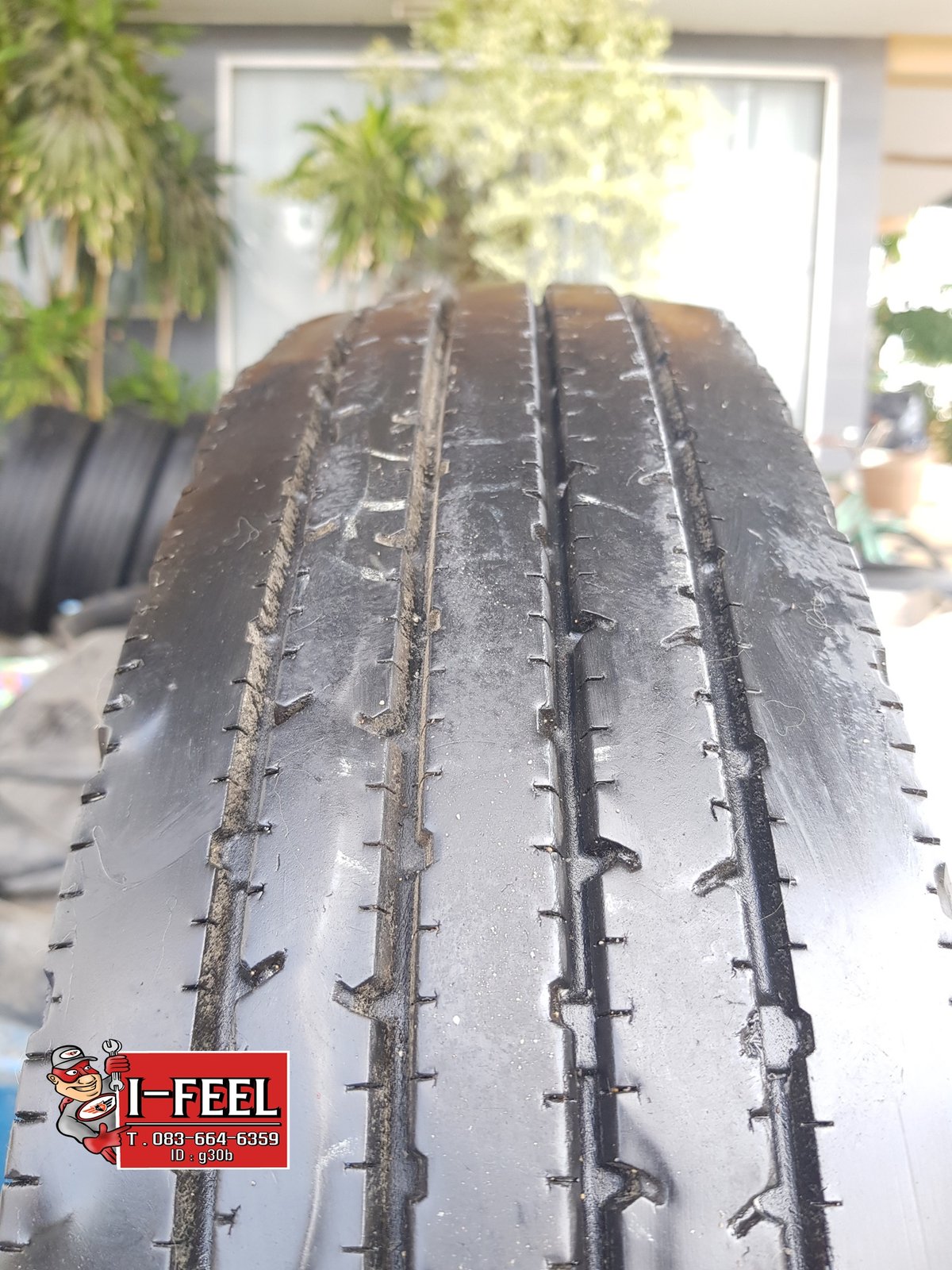 ยี่ห้อBridgestone 700r16 ปี20 มี2ชุด ยางใน รองคอครบ