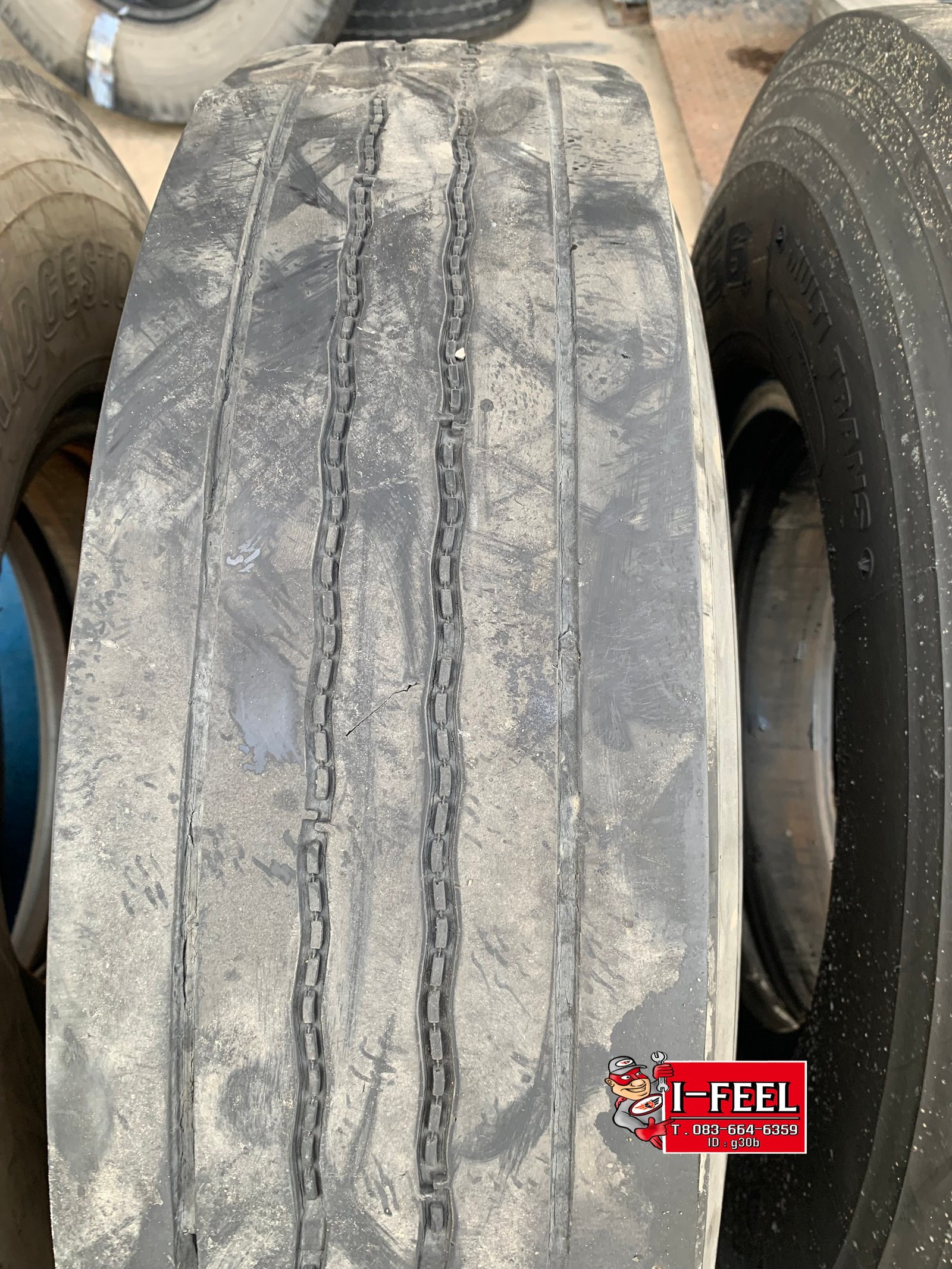 ยางมือ2 พร้อมใช้ Bridgestone 8.25r16 รุ่น r156 คละปี มี 5เส้น