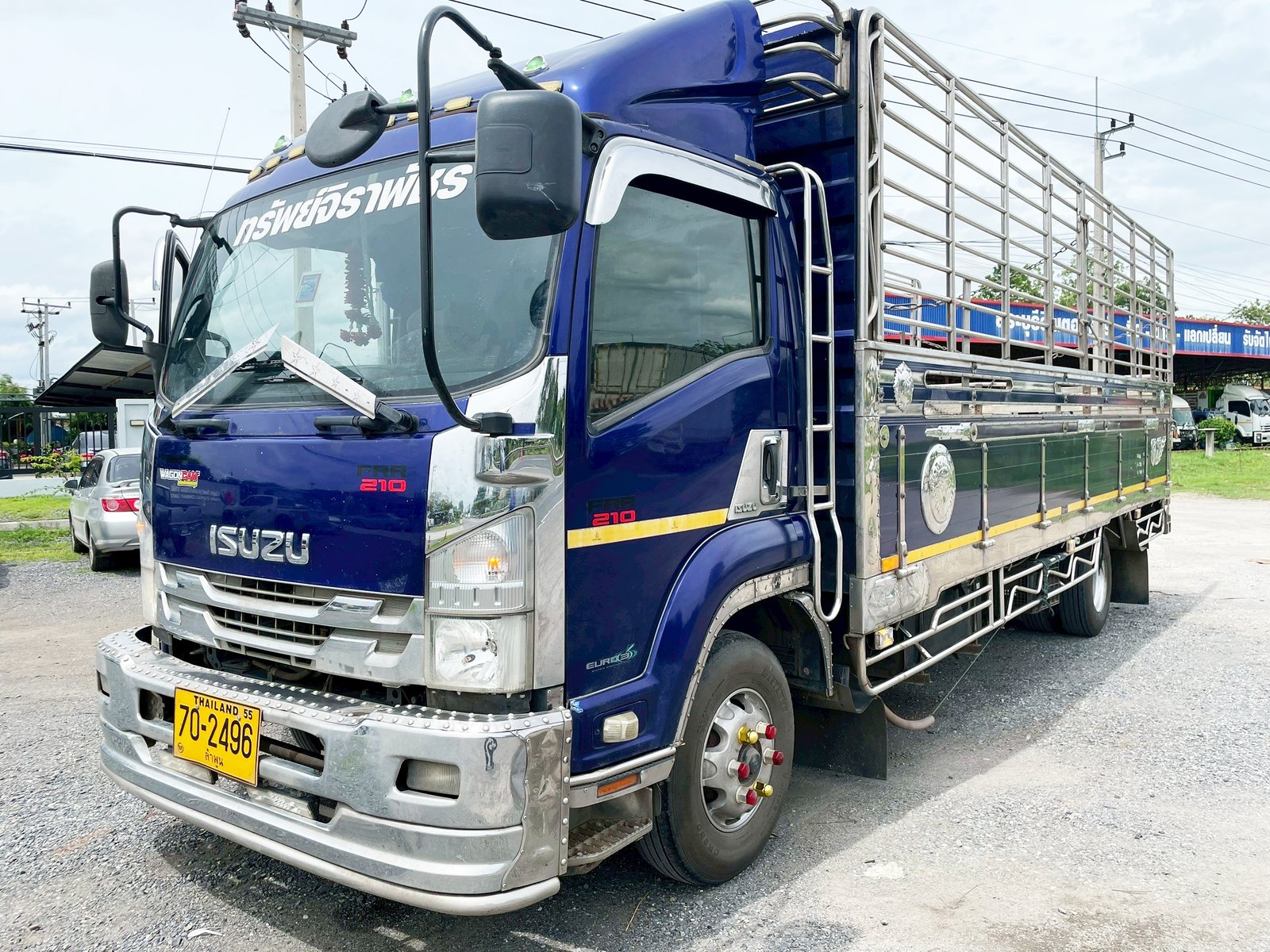 6 ล้อ คอก น้ำเงิน รับทรัพย์ มาแล้วครับ ISUZU FRR90 210 แรง ปี 62